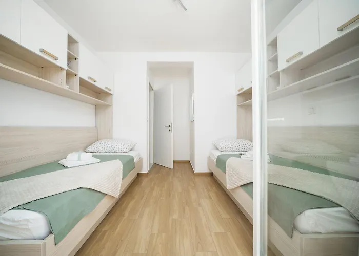 Iris Appartement Brodarica (Sibenik-Knin)